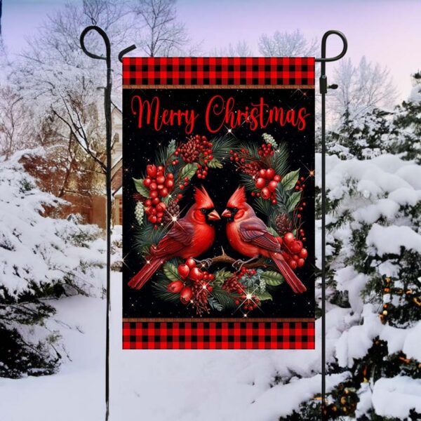 Cardinal Christmas Flag: Merry & Bright Holiday Decor