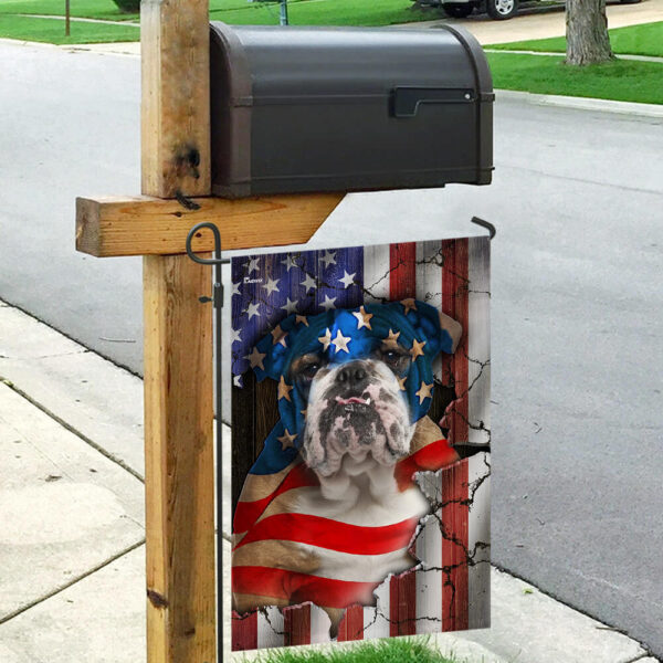 Patriotic Bulldog: American Flag Design - Image 4