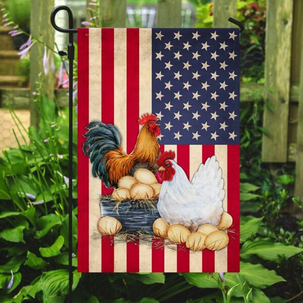 Patriotic Chicken Coop: American Flag Design - Image 7