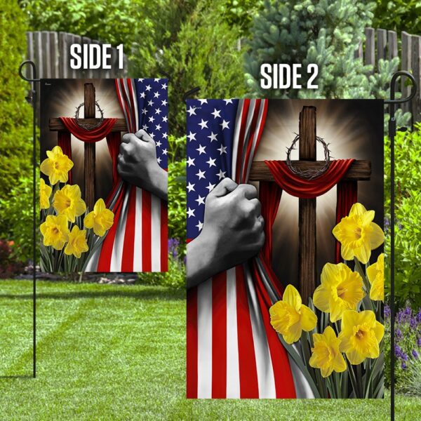 Easter Daffodils Cross & US Flag: Patriotic Spring Decor - Image 8