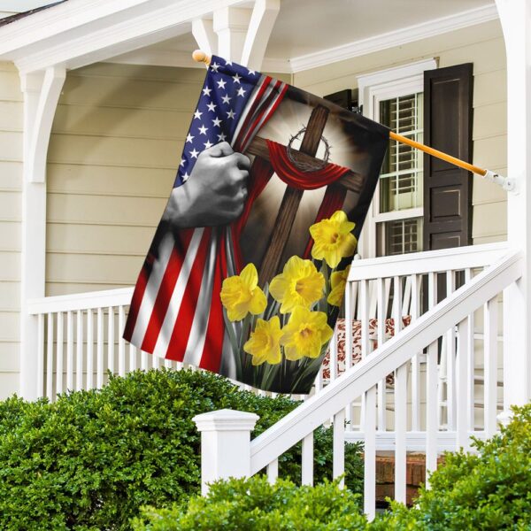 Easter Daffodils Cross & US Flag: Patriotic Spring Decor - Image 2