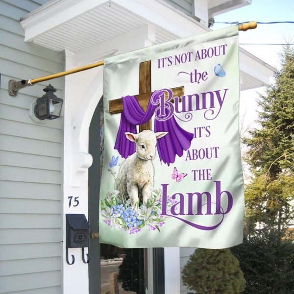 Easter Lamb Flag: Celebrate Easter's True Meaning - MLN959F