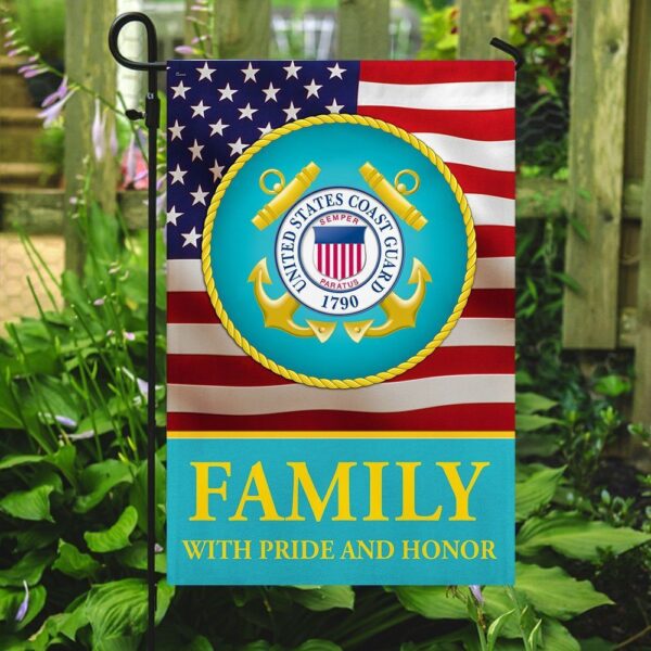 US Coast Guard Family Garden Flag: Pride & Honor - Image 2