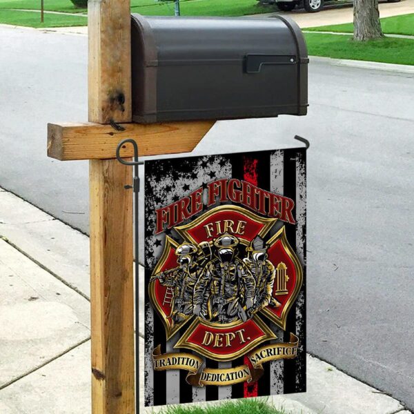 Firefighter Flag PSL178F: Durable & Proud American Made - Image 4