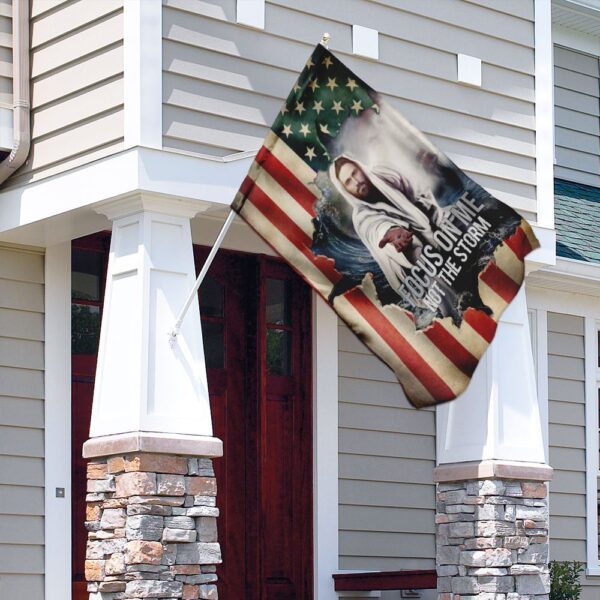 Focus On Me Flag: Stay Calm Amidst the Storm - Image 4