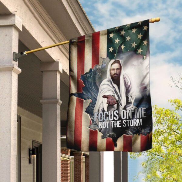 Focus On Me Flag: Stay Calm Amidst the Storm