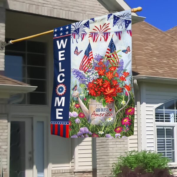 Patriotic 4th of July Flowers: God Bless America Flag Bouquet (MLN1341F) - Image 2