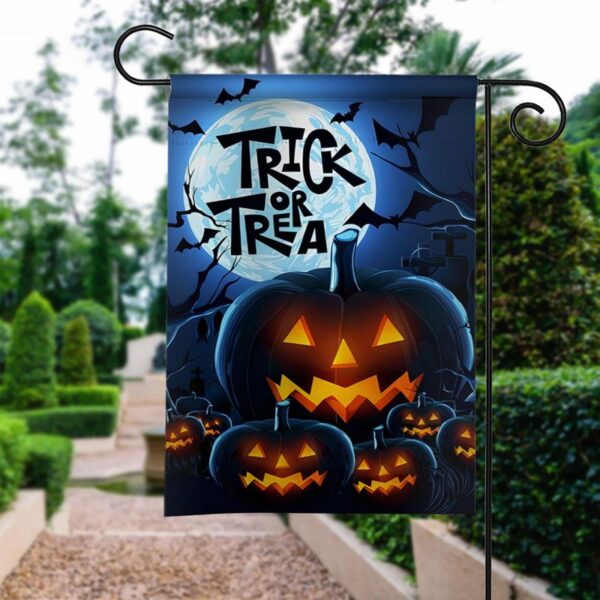 Halloween Trick or Treat Garden Flag: Spooky Night Decor