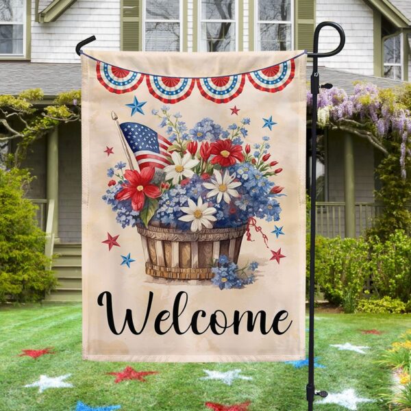 Patriotic 4th of July Flowers & Flag Bouquet - TQN1288F