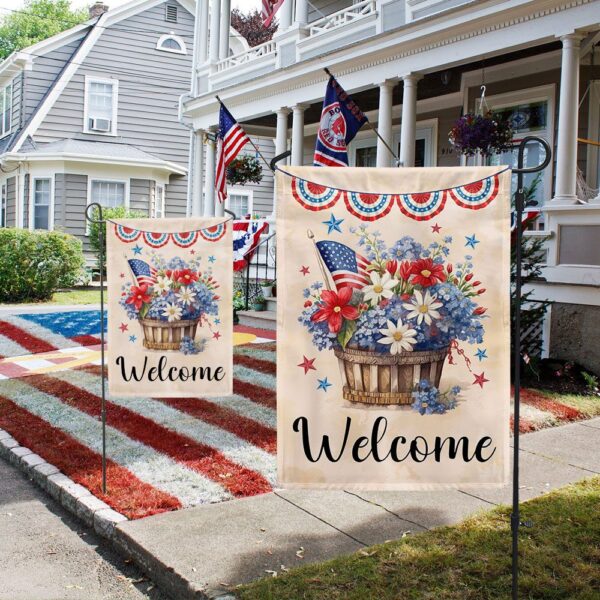 Patriotic 4th of July Flowers & Flag Bouquet - TQN1288F - Image 5