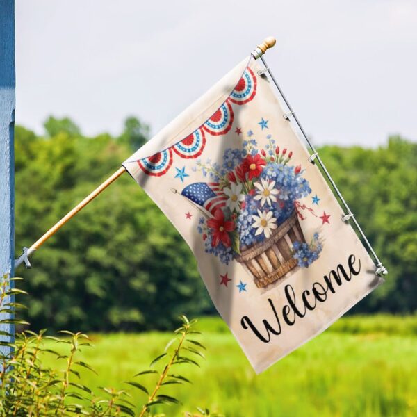 Patriotic 4th of July Flowers & Flag Bouquet - TQN1288F - Image 9