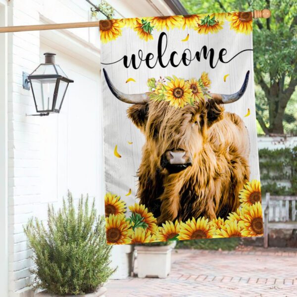 Highland Cow Sunflower Welcome Flag: TQN1061F - Image 2