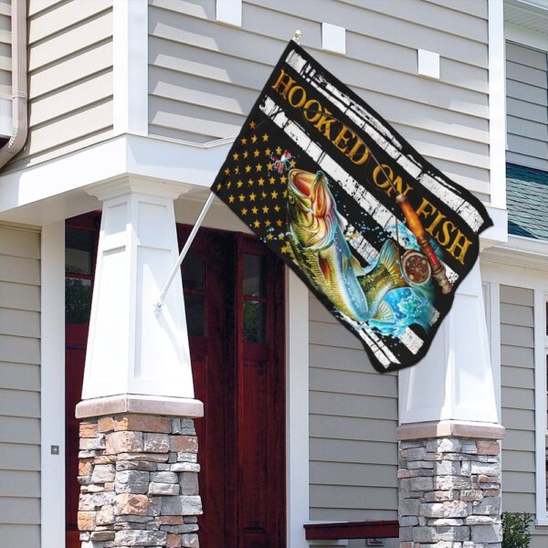 Hooked On Fish Flag: QNN16F - Nautical Outdoor Decor - Image 4