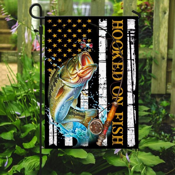 Hooked On Fish Flag: QNN16F - Nautical Outdoor Decor - Image 7