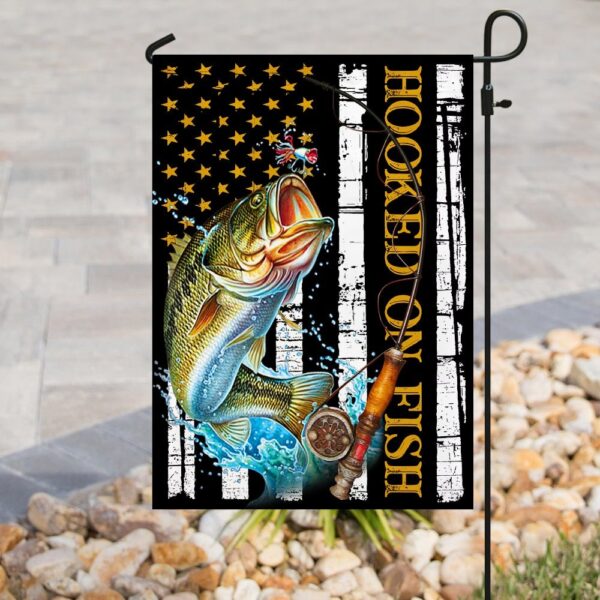Hooked On Fish Flag: QNN16F - Nautical Outdoor Decor - Image 8