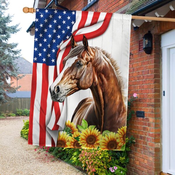 Patriotic Horse Flower American Flag T-Shirt (TQN1172F)