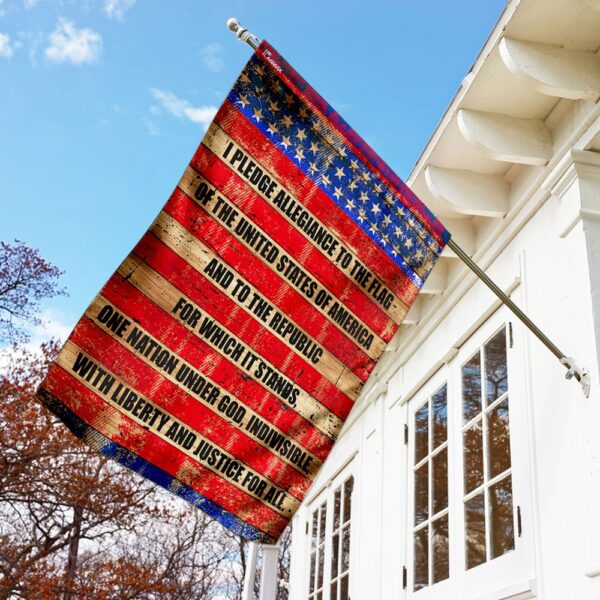 US Flag: Pledge of Allegiance American Flag - Image 2