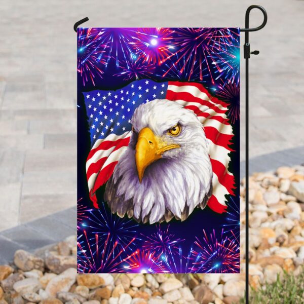 Patriotic Bald Eagle Flag: QNK203F American Pride Decor - Image 8
