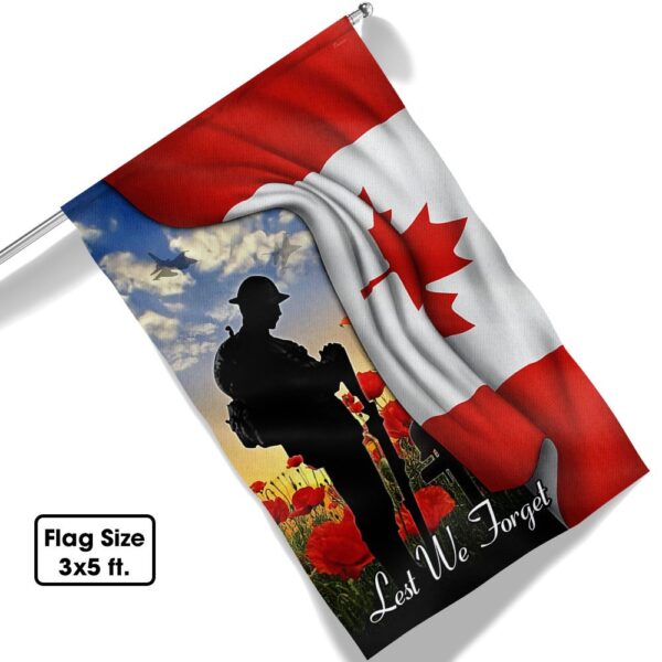 Remembrance Day Poppy: Canadian Flag Lest We Forget TQN1111F - Image 6