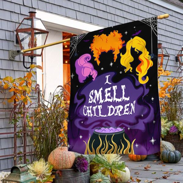Three Witches Halloween Flag: I Smell Children - MLN541F