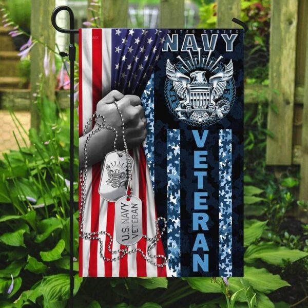 Navy Veteran Garden Flag: American Pride, Patriotic Decor - Image 2