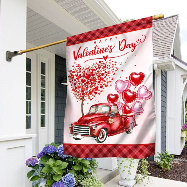 Valentine's Day Flag Truck: Loads of Love (TQN843F)
