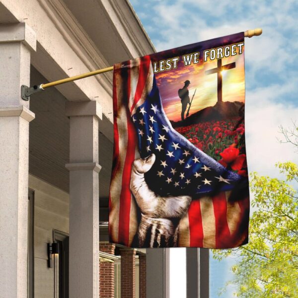 Veteran Poppy Memorial Day Flag: Lest We Forget