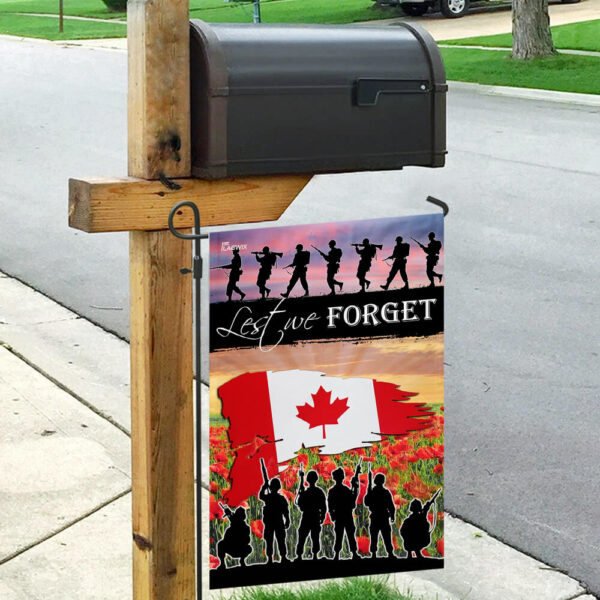 Canadian Remembrance Day Poppy - Lest We Forget - Image 9