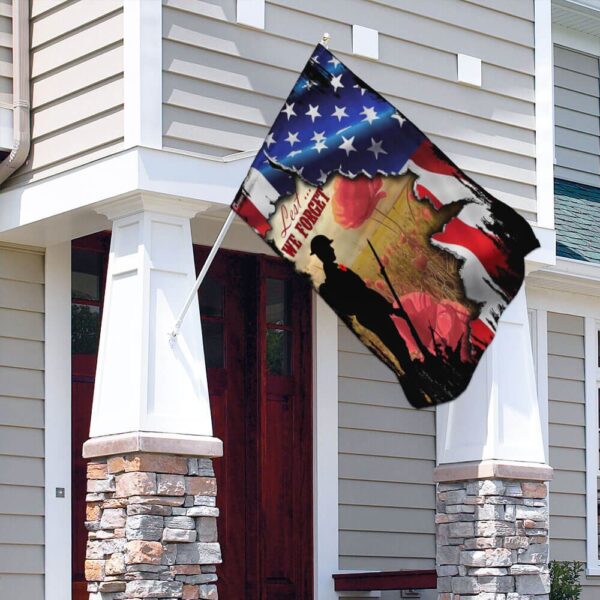 Veteran Remembrance Poppy & Lest We Forget Flag - Image 4