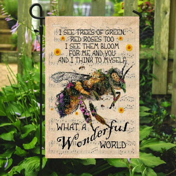 Wonderful World Bee Flag: Celebrate Pollinators - Image 2
